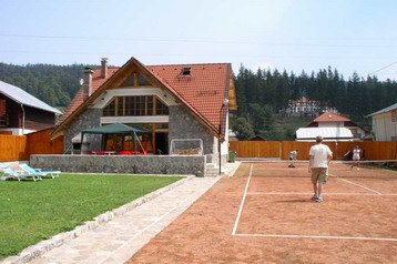 Rumunjska Privát Buşteni, Eksterijer